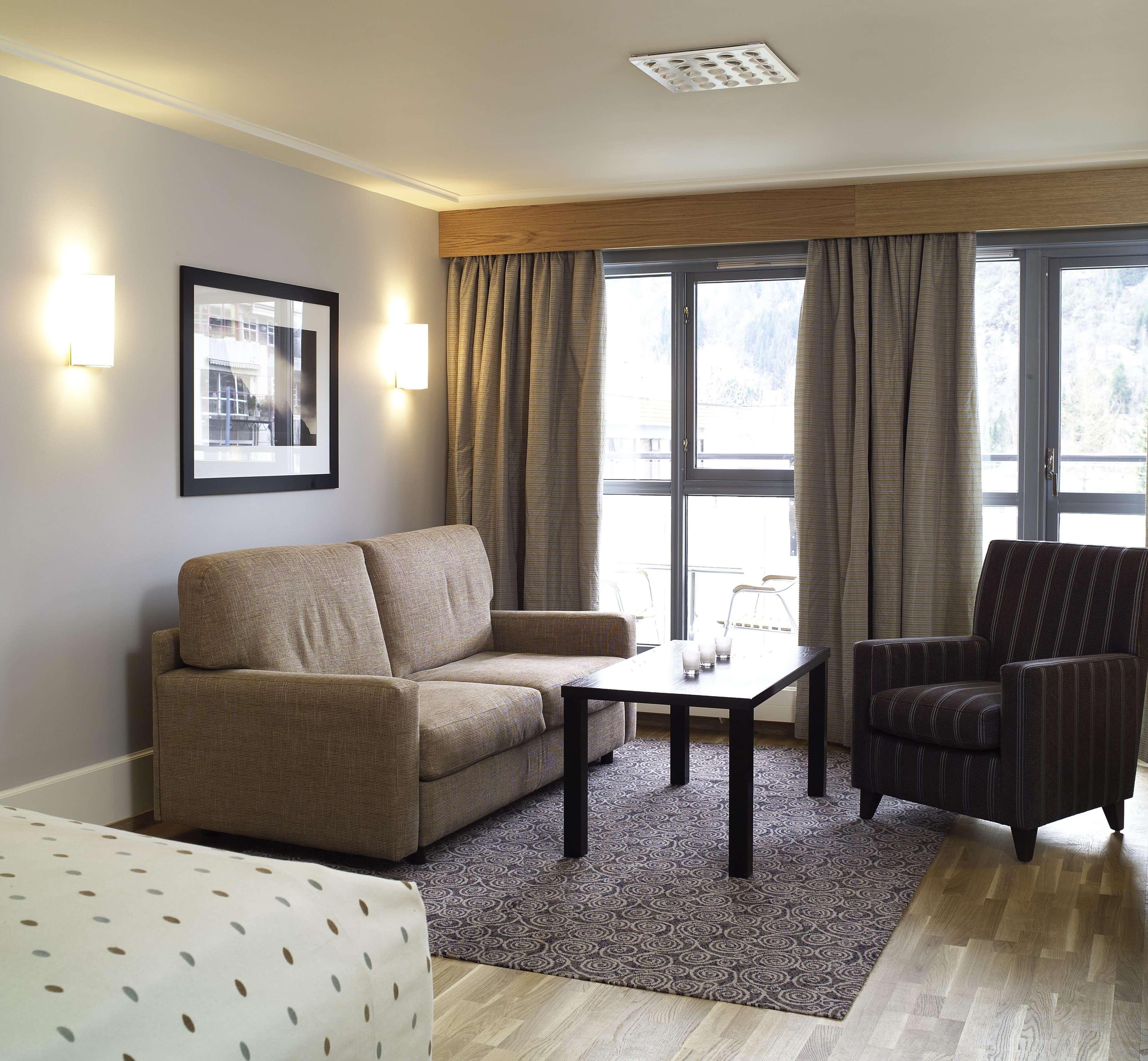 Scandic Sunnfjord Hotel & Spa Фёрде Экстерьер фото