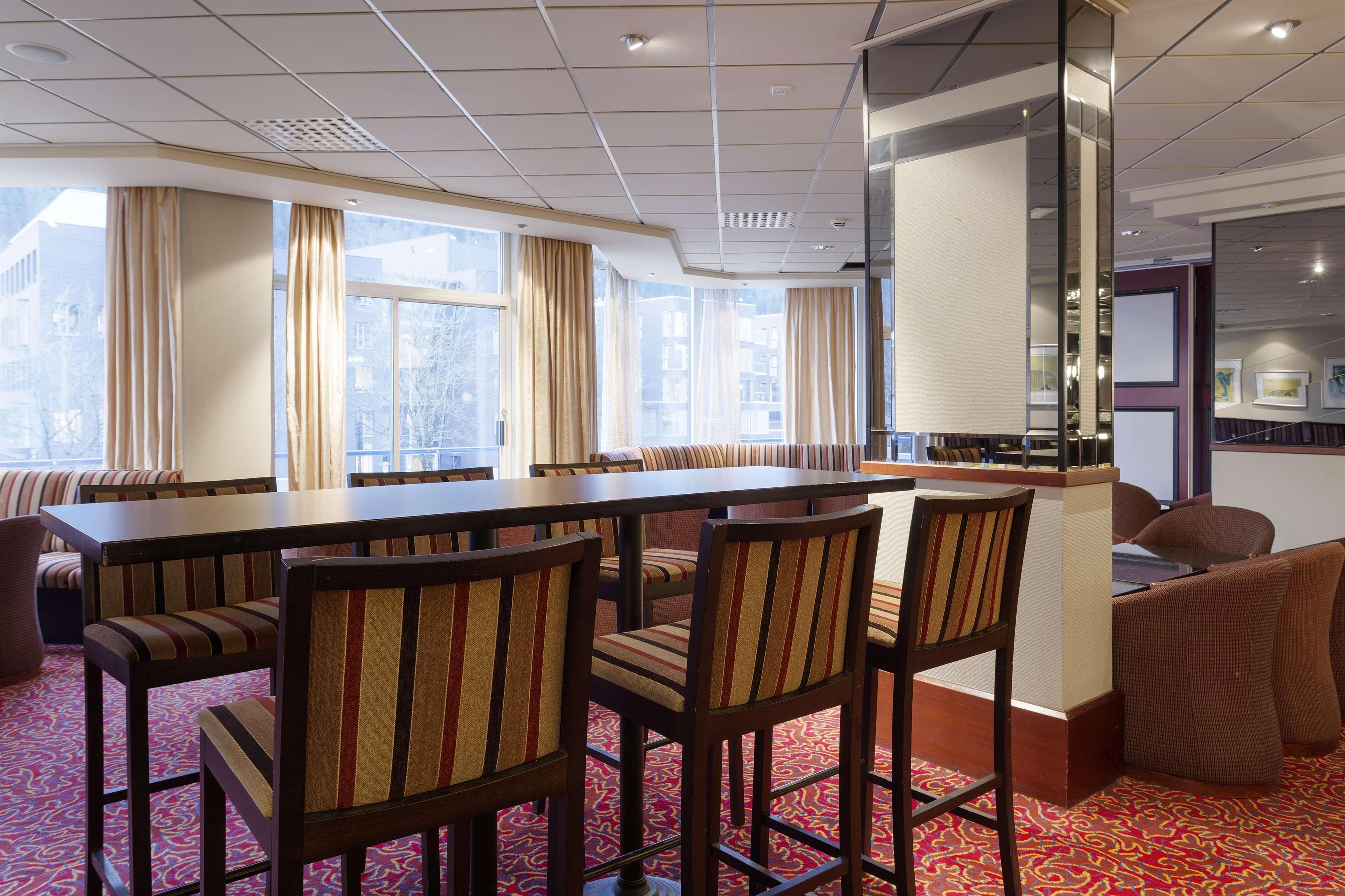 Scandic Sunnfjord Hotel & Spa Фёрде Экстерьер фото