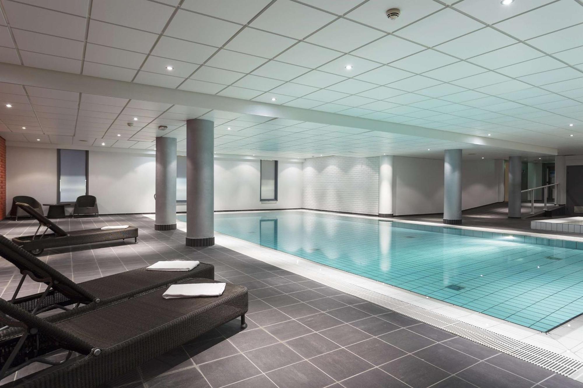 Scandic Sunnfjord Hotel & Spa Фёрде Экстерьер фото