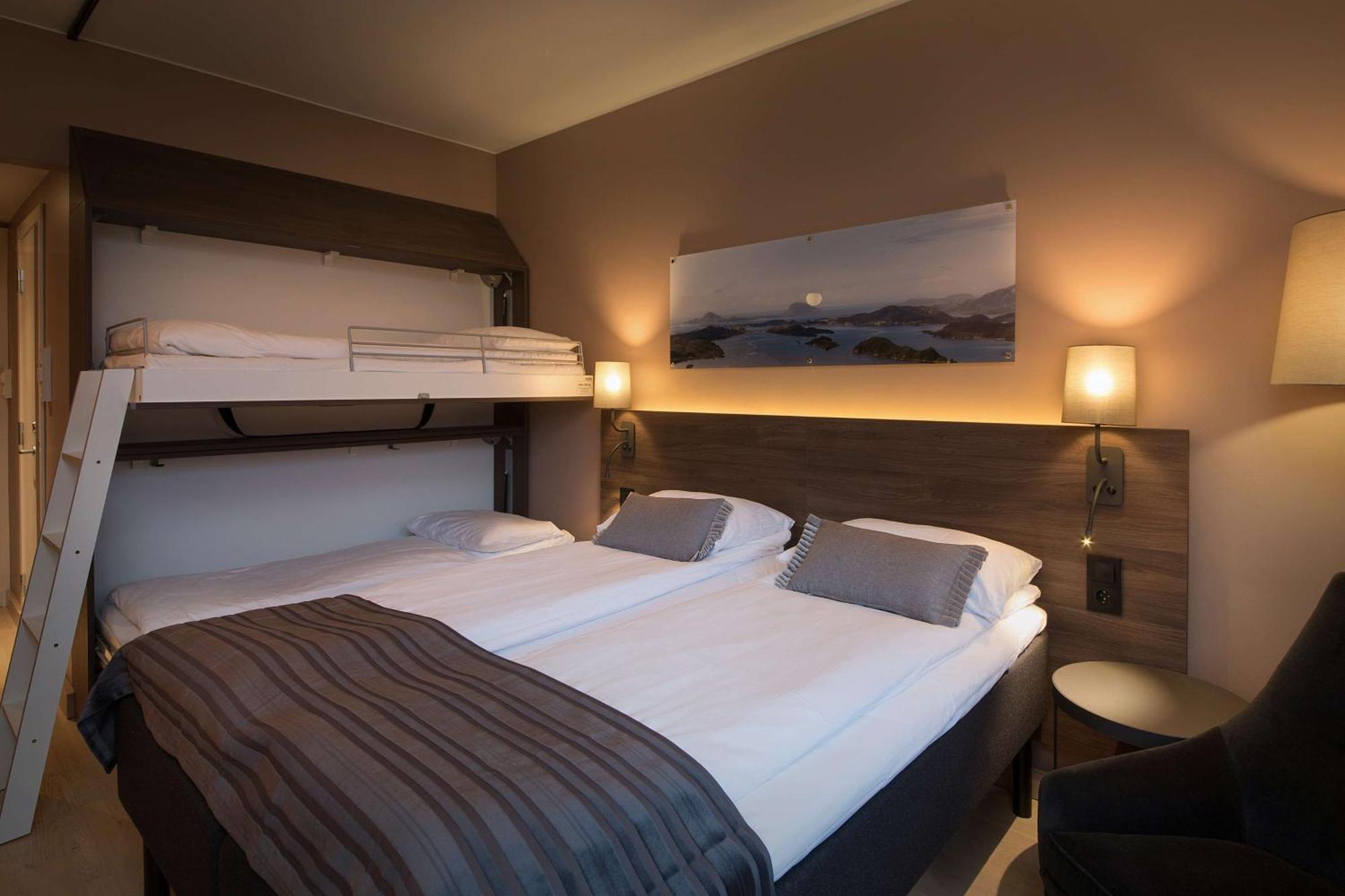 Scandic Sunnfjord Hotel & Spa Фёрде Экстерьер фото