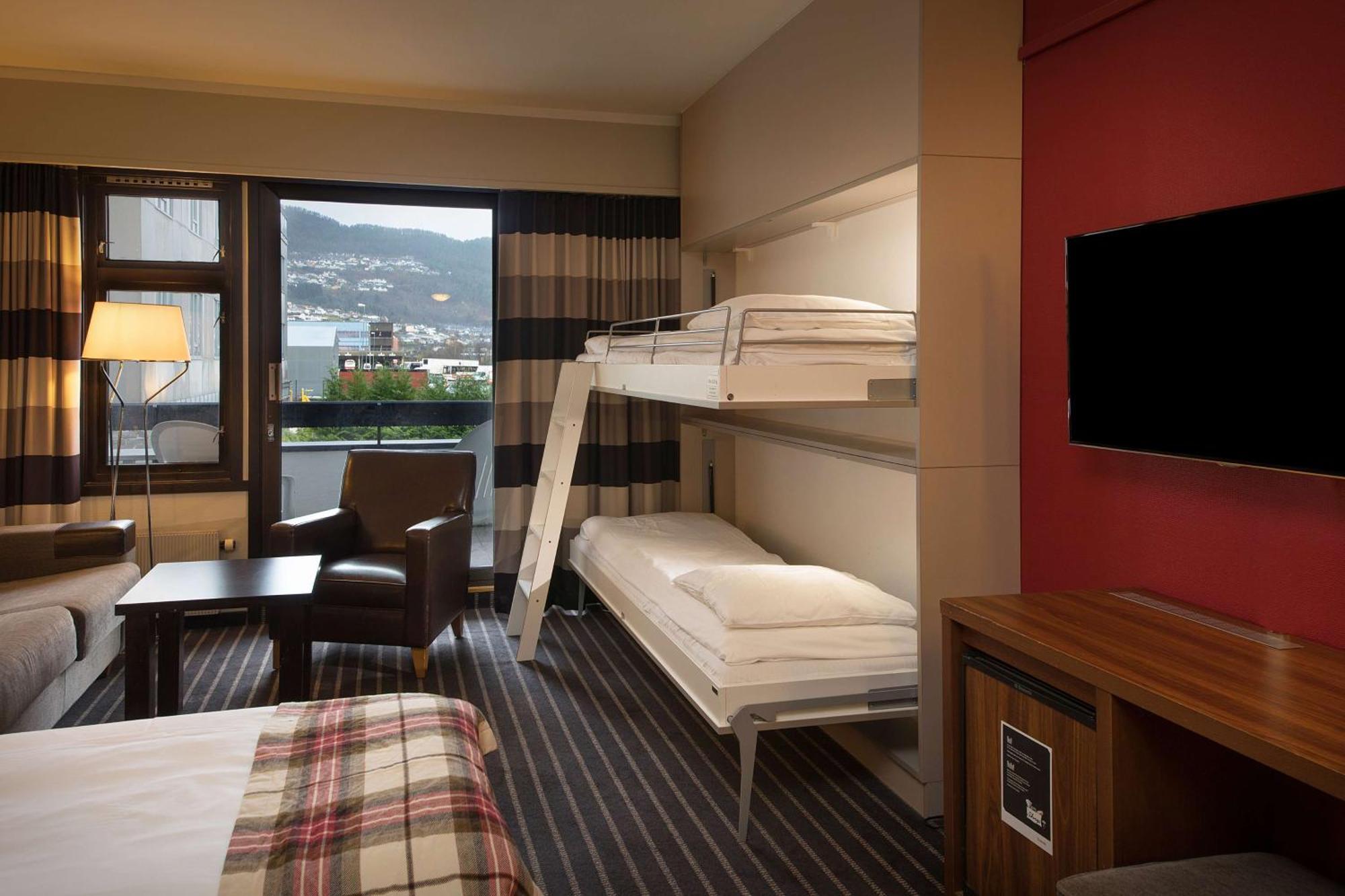 Scandic Sunnfjord Hotel & Spa Фёрде Экстерьер фото