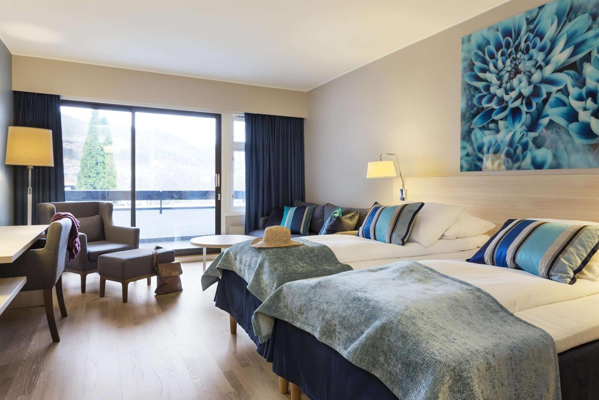 Scandic Sunnfjord Hotel & Spa Фёрде Экстерьер фото